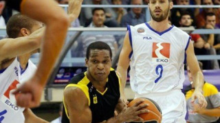 Τράβηγμα στον δικέφαλο ο Τόμας
