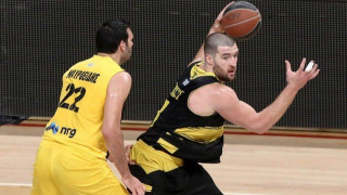 Ελεύθερος από τον Αρη ο Καββαδάς,   κλείνει στην ΑΕΚ