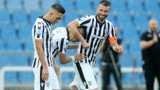 Αποθέωση        Λουτσέσκου         σε         Μαλεζά