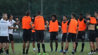 Μετράει           επιστροφές     ο        Λουτσέσκου