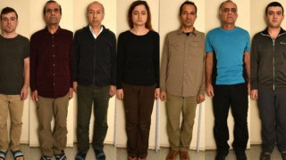Αυτοί είναι οι εννέα Τούρκοι που συνελήφθησαν στον  Νέο Κόσμο