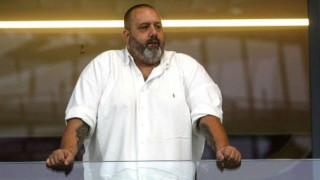 Ο Καραπαπάς… ενθαρρύνει      τον Τζούρτζεβιτς! (pic)