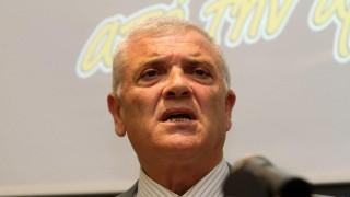 Μήνυμα τίτλου                   από τον Μελισσανίδη