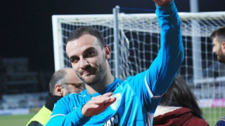 Πανέτοιμος            ο                      Μυστακίδης