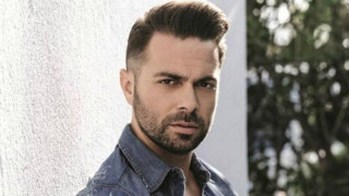 Ολοκληρώθηκε το διπλό χειρουργείο για τον Ηλία Βρεττό (ΒΙΝΤΕΟ)