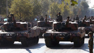 Στις 11 η στρατιωτική παρέλαση