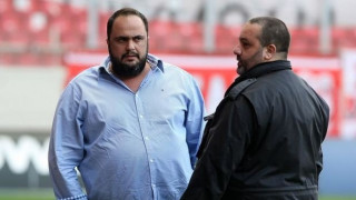 Ο... πολιτισμός του Πειραιά και τα... μ...πανα