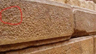 Βρέθηκαν τεκτονικά σύμβολα στην Αμφίπολη