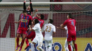 «Αεράμυνα» στο Αγρίνιο και... συντριβή