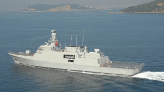 Τουρκική κορβέτα στο Αιγαίο. Έφτασε μέχρι την Κέα!