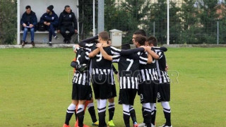 «Πεντάρα» η Κ20, χάρμα ιδέσθαι ο Πόζογλου