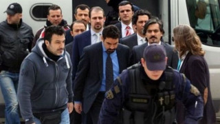 Eκπρόσωπος Ερντογάν: Σκάνδαλο η ελληνική απόφαση για τους δύο Τούρκους