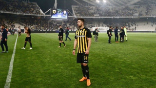 Σκυμμένα κεφάλια    στην ΑΕΚ μετά τον χαμένο τελικό