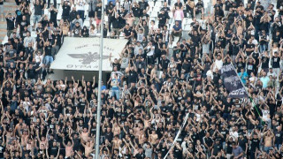 Τα συνθήματα των οπαδών του ΠΑΟΚ για την ΑΕΚ και το όπλο του Ιβάν!