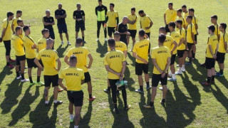 Αυτά         θα «ψάξει»              στην  Ολλανδία