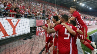 Έδωσε εισιτήρια και       στον Ολυμπιακό ο Πανιώνιος
