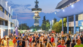 Πύλη αναχώρησης από το «Μακεδονία» η 83η            ΔΕΘ