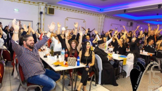 Η «ασπρόμαυρη» γιορτή                    στο Ανόβερο