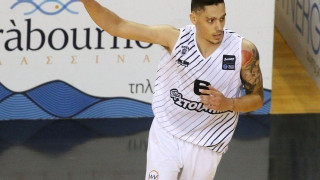 Οι «ασπρόμαυρες» ευχές στον              Αντώνη Κόνιαρη (pic)