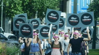 Νέο βίντεο για το ηλεκτρονικό κάπνισμα βάζει φωτιά στο διαδίκτυο