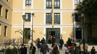 H κατάθεση Μαρινάκη και Σαρρή (LIVE ενημέρωση)