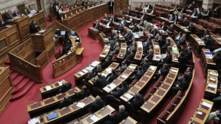 «Πήραν πίσω» τη ρύθμιση με τις 100 δόσεις