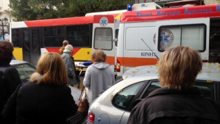 Άντρας έπαθε ανακοπή σε λεωφορείο του ΟΑΣΘ στο κέντρο της Θεσσαλονίκης (ΦΩΤΟ)