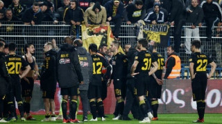 Κράξιμο του κόσμου της ΑΕΚ στους παίκτες μετά την ήττα (ΒΙΝΤΕΟ)