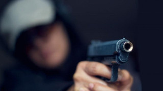 Ρετζίκι: Ένοπλοι ληστές εισέβαλαν σε σπίτι και χτύπησαν τον ιδιοκτήτη