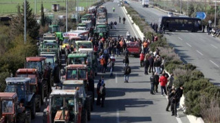 Μπλόκα στα Τέμπη και στην Κεντρική Μακεδονία σήμερα (9/2) οι αγρότες