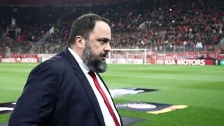 Εκνευρισμένος ο Μαρινάκης, μίλησε στους παίκτες του Ολυμπιακού