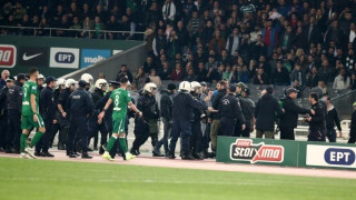 Τα ερυθρόλευκα Μ.Μ.Ε. καταγγέλλουν πως υπήρχαν μαχαίρια στην επίθεση!