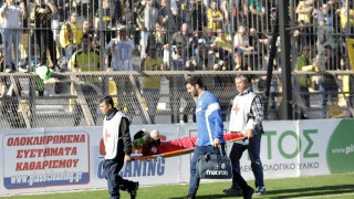 Με διάσειση έφυγε από το γήπεδο ο Σωτηρίου για το νοσοκομείο