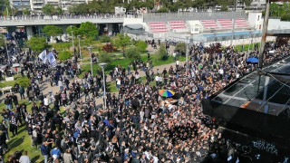 Ασπρόμαυρο πάρτι έξω από την Τούμπα για τους ΠΑΟΚτσήδες (vids)