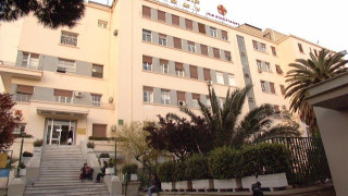 Σε βαθιά καταστολή νοσηλεύεται  η 8χρονη από τη Θήβα