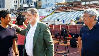 Ο Ραζβάν νίκησε τον      μπαμπά Λουτσέσκου (ΒΙΝΤΕΟ)!