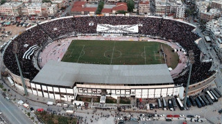 Ευχής έργον, η σκηνή                    της Τούμπας…