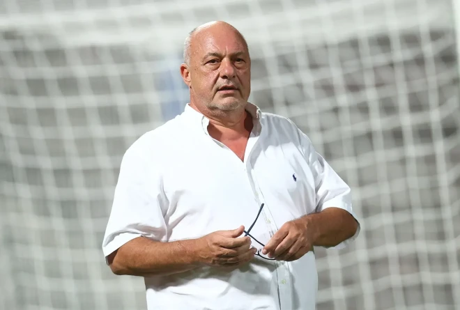 «Πυρά» Μπέου κατά διαιτητών: «Ντροπή σας! Να ελεγχθούν από την εισαγγελία»