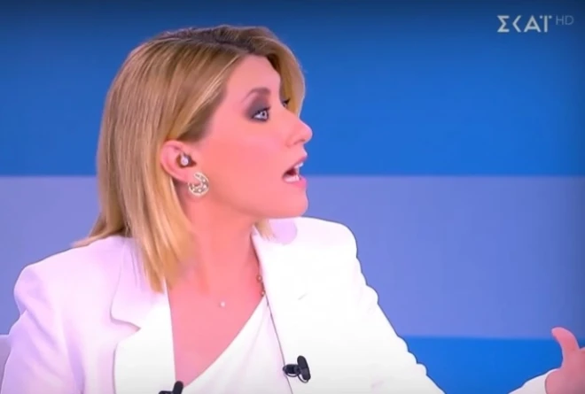 Αλλαγή πλάνων στον ΣΚΑΙ: Τι σηματοδοτεί η αποχώρηση Κοσιώνη και ποια κανάλια τη διεκδικούν