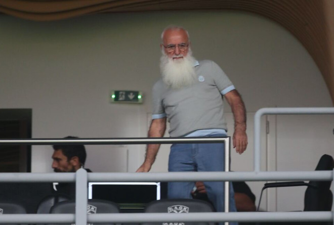 Σ.Φ. ΠΑΟΚ ΘΥΡΑ 4:  «Ο Ιβάν Σαββίδης ήρθε το πλήρωμα του χρόνου να φύγει από τον ΠΑΟΚ ως φίλος»