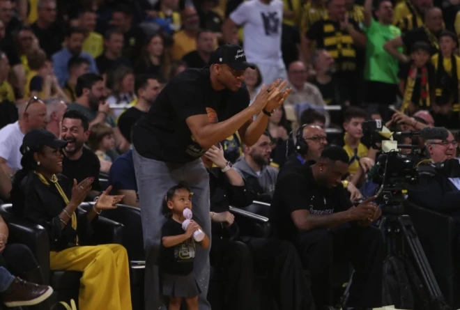 Γιάννης Αντετοκούνμπο: Πώς έζησε το παιχνίδι του Άρη με τον Πανιώνιο