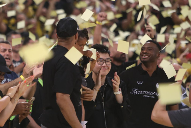 Τρομερός Γιάννης Αντετοκούνμπο: Πόσταρε το σύνθημα να αφήσει το ΝΒΑ για τον Άρη!