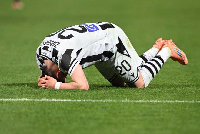 Έπαψε ο ΠΑΟΚ να είναι καλύτερος, φάνηκε η γύμνια του ρόστερ, μοιραία απέτυχε και στους δύο στόχους. (Αλήθεια, για τους τραυματισμούς θα δώσει κανείς εξήγηση;)