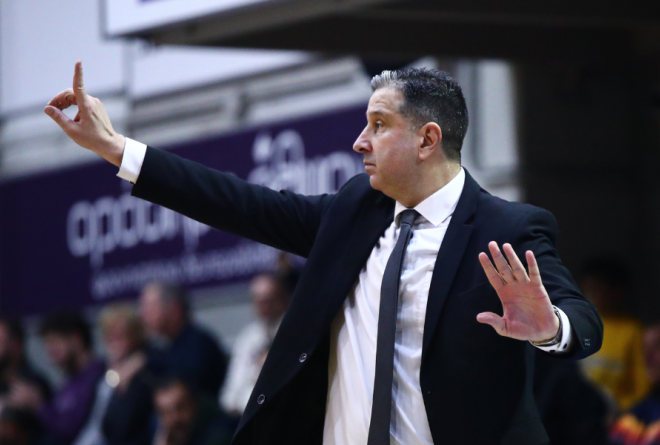 Τακιανός: «Στους καλύτερους Έλληνες point guard ο Μπαζίνας»