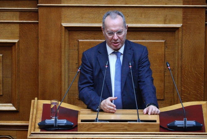 Κόντης για Καυταντζόγλειο: «Απαράδεκτο να έχουν εγκριθεί 12 εκ. μόνο για τον στίβο - Δεν είναι ο Ηρακλής... αγελάδα»
