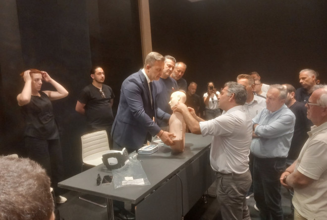 Ενίσχυσης της ασφάλειας των αθλητών και της σωστής αντιμετώπισης επειγόντων περιστατικών στους αθλητικούς χώρους