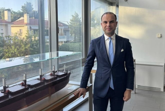 Τηλεδιάσκεψη Νταβέλη-Στυλιανού για την ΑΕΛ: Ξεκινά οικονομικός έλεγχος στην ΠΑΕ