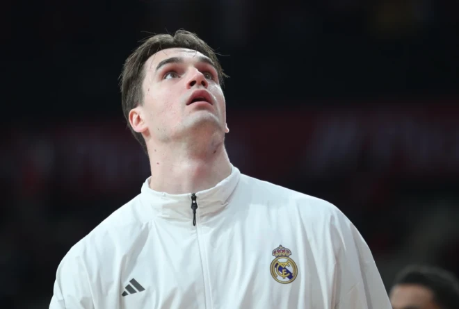 Marca: «Δεν είναι σίγουρη η παραμονή Χεζόνια στη Ρεάλ Μαδρίτης»