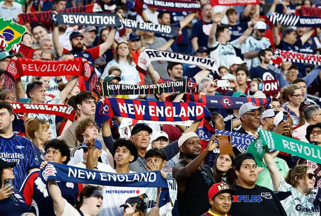 «X-Files» : Η Σκάρλετ είναι ήδη στις ΗΠΑ : I want to believe you, darling New England Revolution...