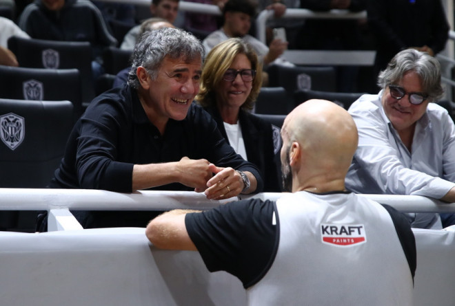 ΠΑΟΚ: Το τετ-α-τετ Μυστακίδη-Καλάθη και η... αναφορά στην ασίστ με Παρτίζαν